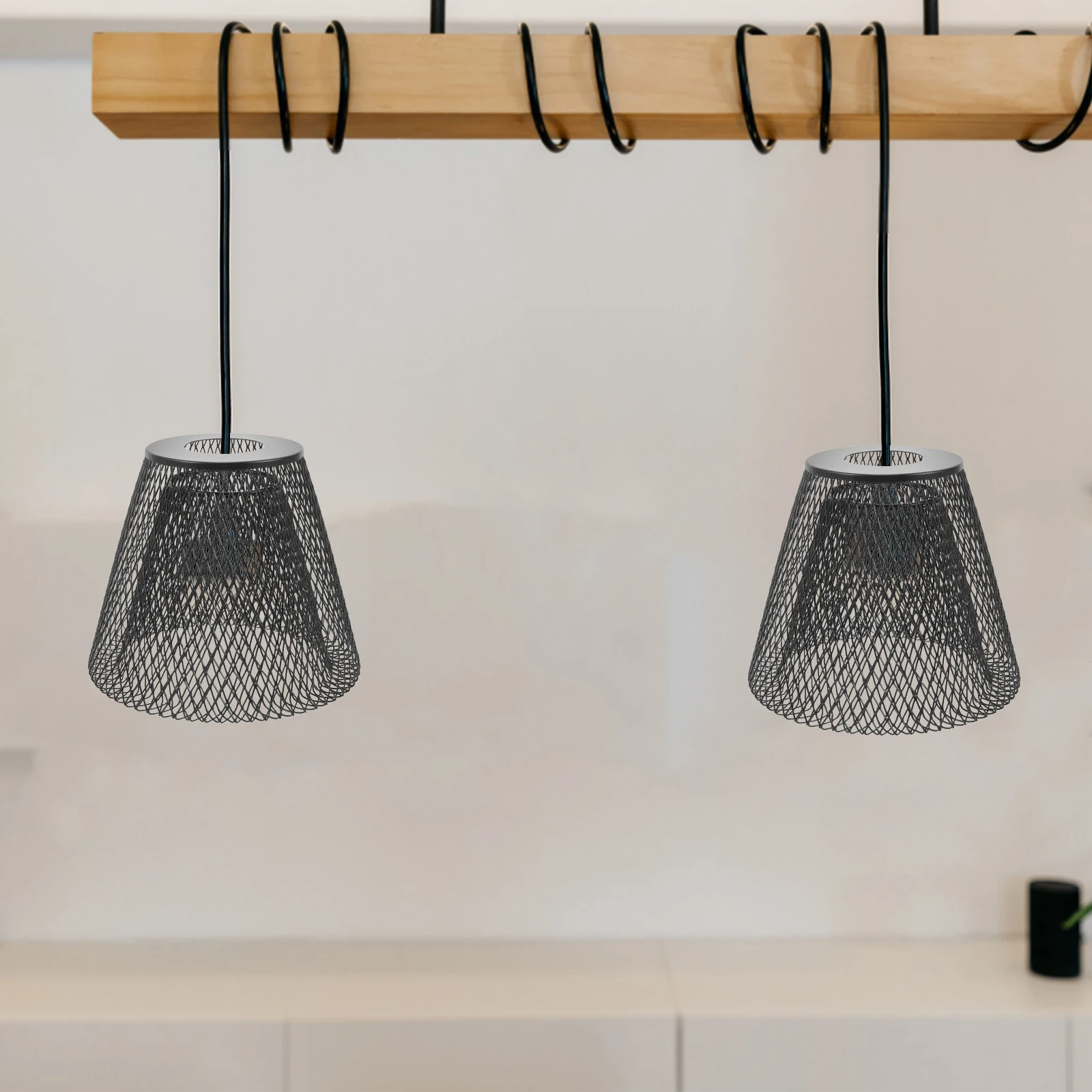

Golden 150MM Iron Mesh Lamp Shade Hollow Metal Cage Pendant Light Cover Chandelier Shade Home Bar Hotel Bedroom Ceiling Hanging