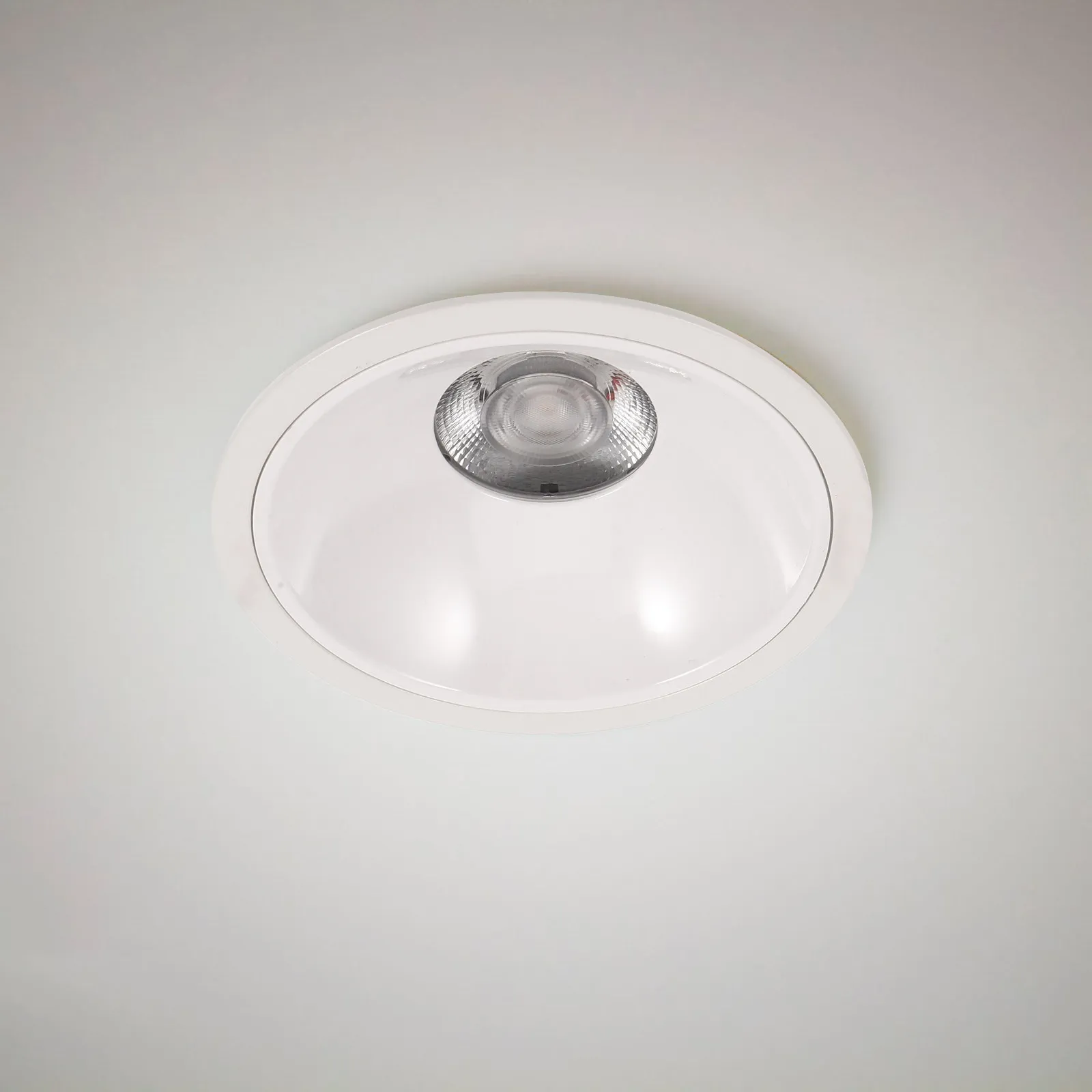 Recessed Slim Downlight Aluminum Alloy Spot Light Replacement Ceiling Light for Living Room Household Lighting Lamp