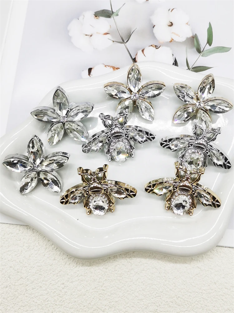 2PCS Strass Blume Biene Schnürsenkel Charms ABS Bling Silbrig Schuh Spitze Dekor Zubehör DIY Goldene Schmuck Schuh Clips Fit stiefel – Detail 2