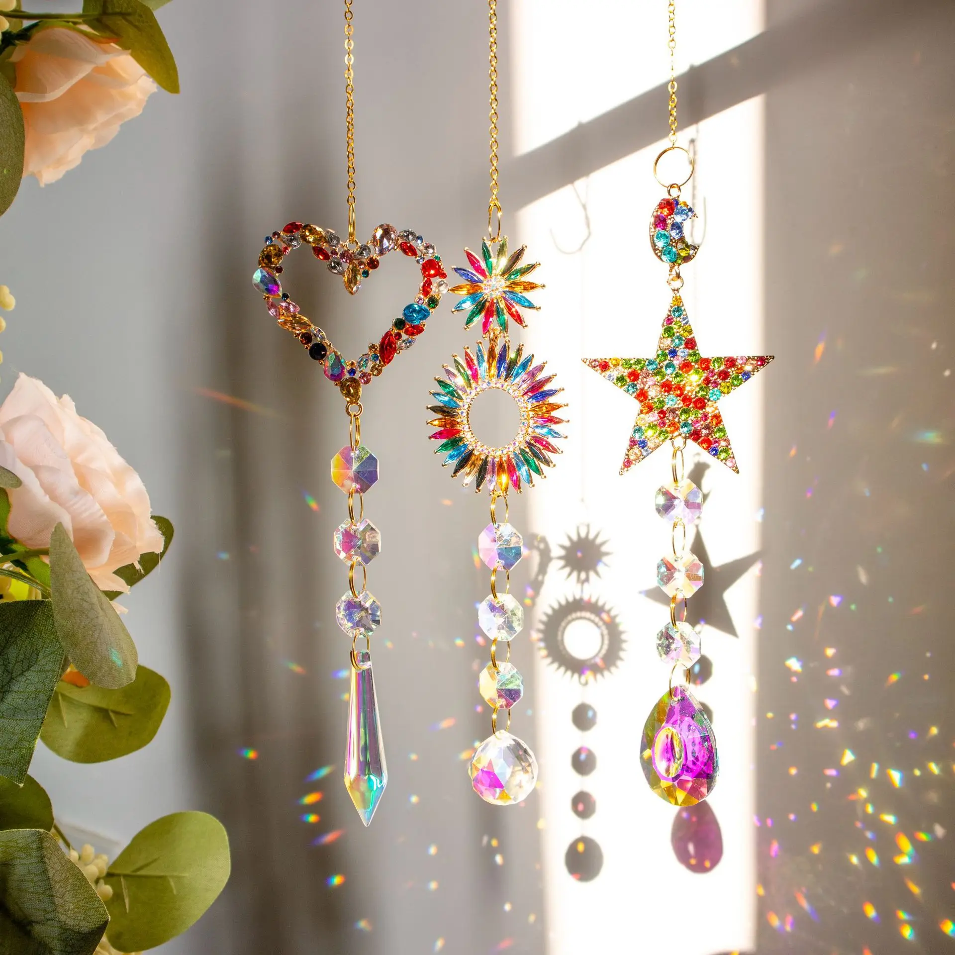 Crystal Suncatcher Hanging Glass Prisms For Window Yard Garden Decoration Light Sun Catcher Room Rainbow Atrapasol Pendant Decor