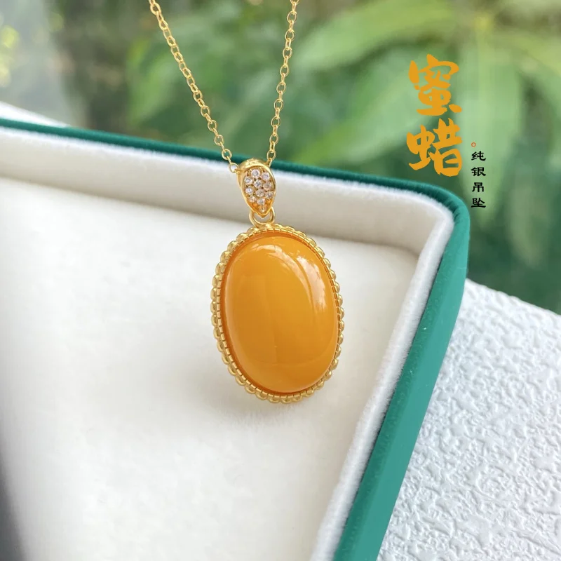 

Natural Chicken Fat Yellow Beeswax Pendant Full Body 925 Sterling Silver Surface