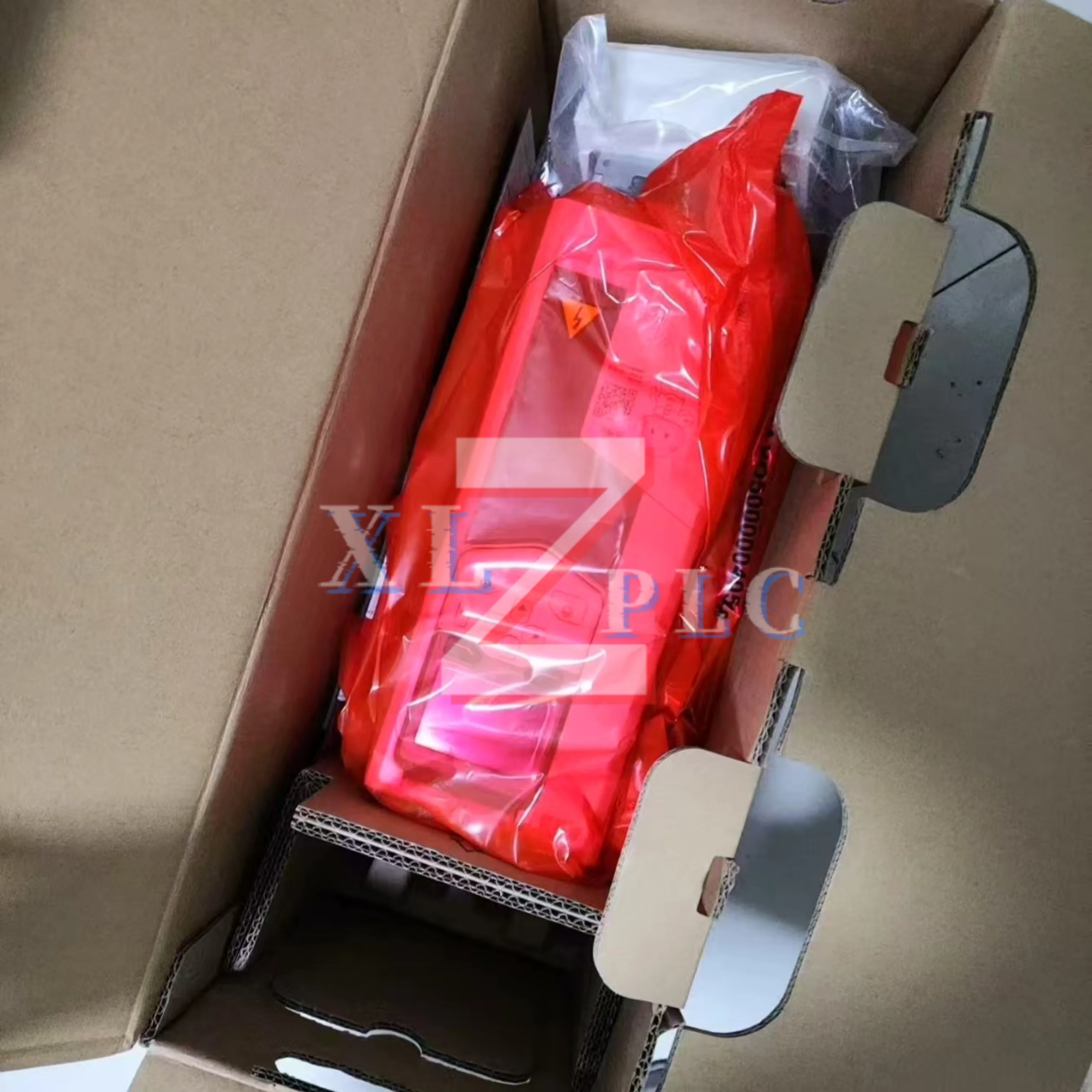 

Inverter ACS580-01-05A7-4 ACS580-01-09A5-4 new100%