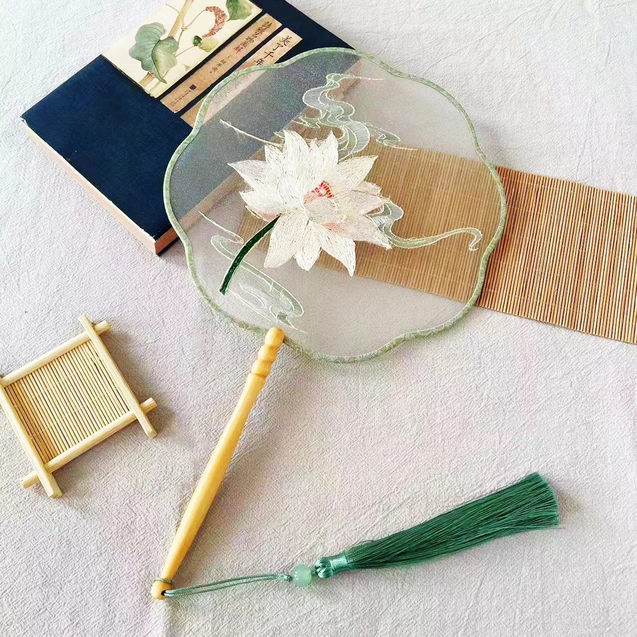 New Chinese Embroid…