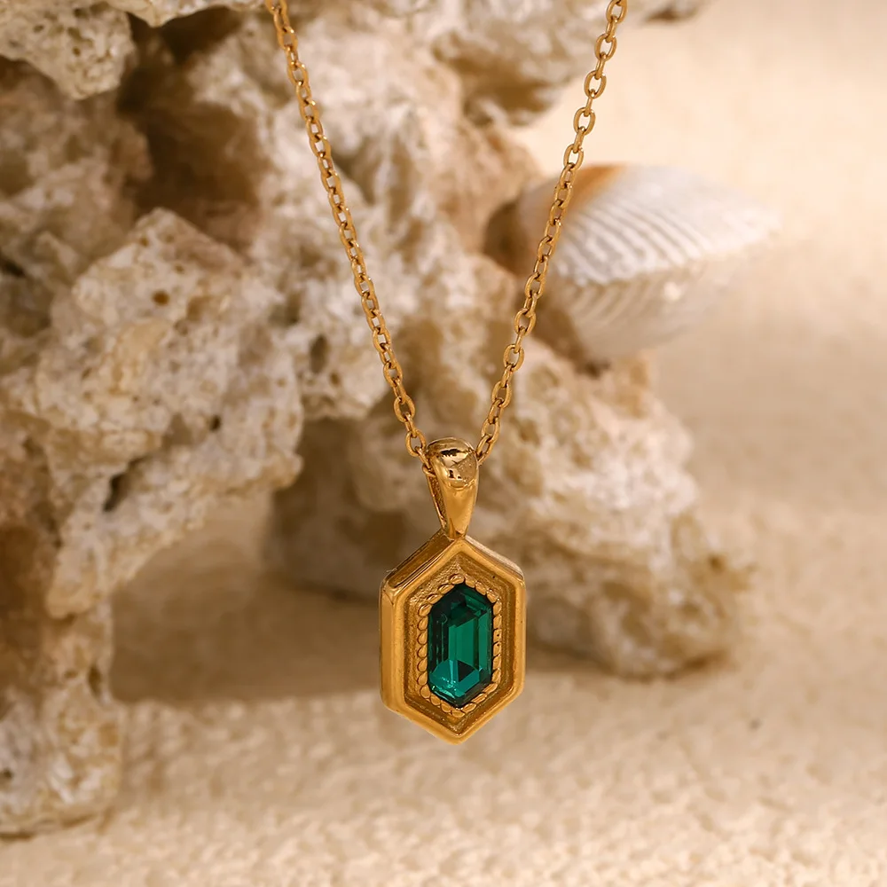 Distinctive Stainless Steel Green Zircon Pendant Necklace Waterproof Fashion Collar Neck Jewelry Wholesale