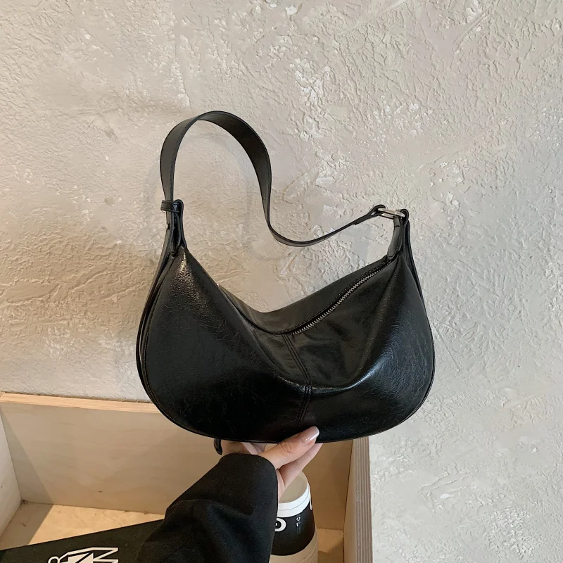 

2026 New Model: High-end Maillard Bag – Half Moon Bag, Trendy French Chic, Small-scale Fashion, Elegant, Soft Leather