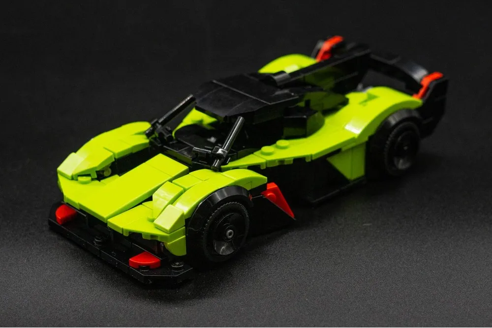 

Building Blocks Racing Car Model MOC Speed Champion Toy for Boys Girls Adults Christmas Gift 293 Parts DIY Creative