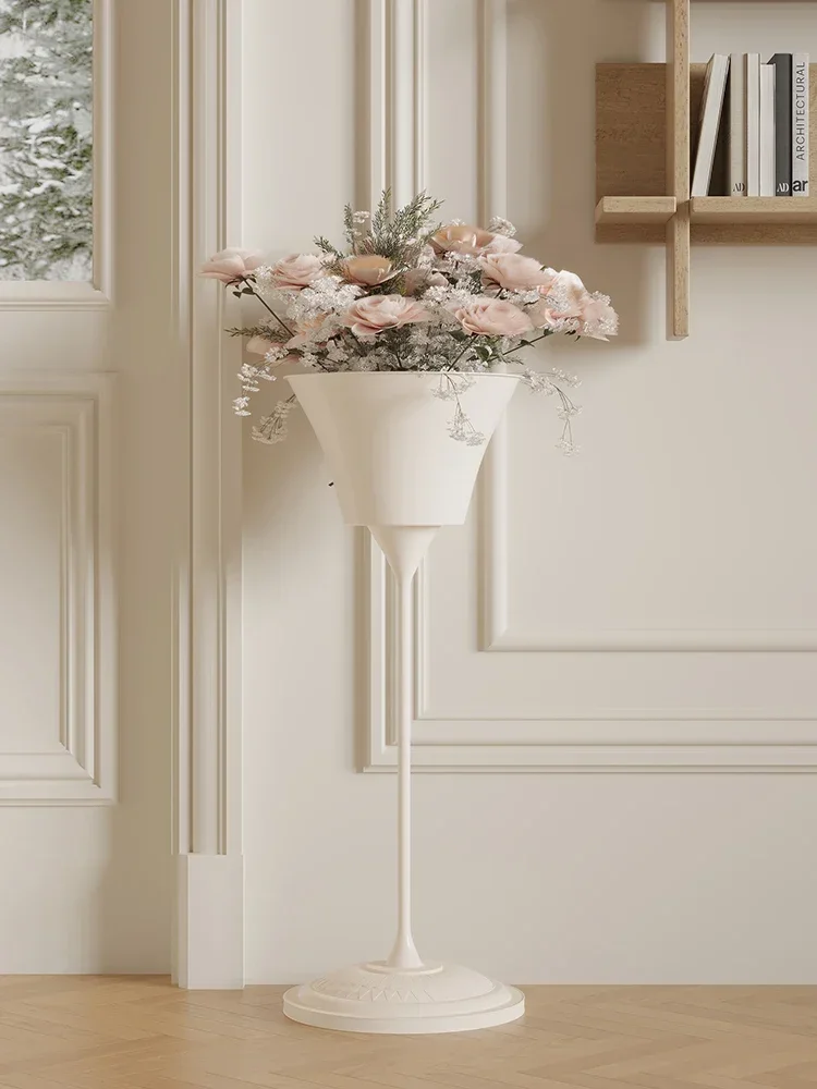 

Floor standing TV cabinet, light luxury iron art, indoor succulent and minimalist flower pot rack next to sofa