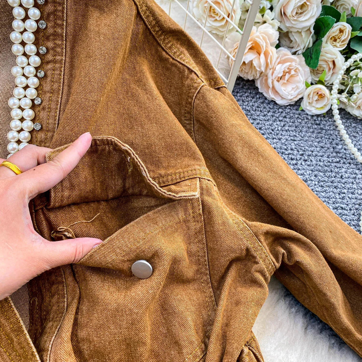 Moda miçangas diamantes marrom denim casaco feminino com decote em v cintura fina design feminino topos jaqueta feminina primavera outono outerwears