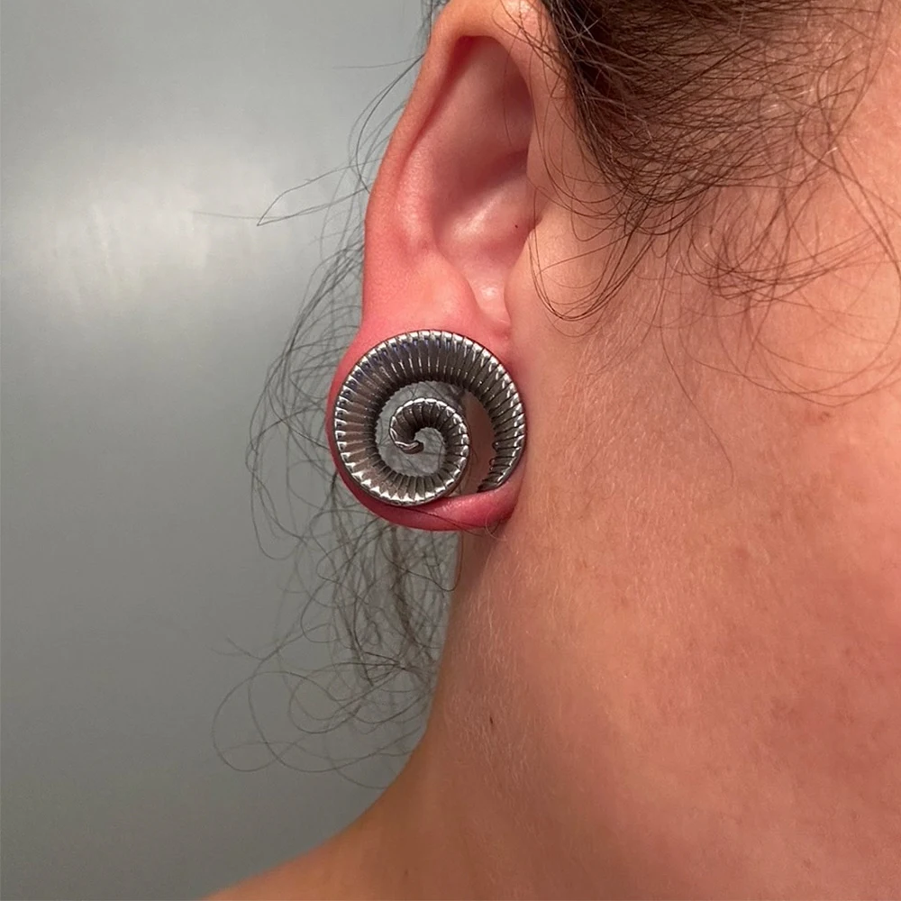 2PCS Round Spiral Saddle Plugs for Stretched Lobe
