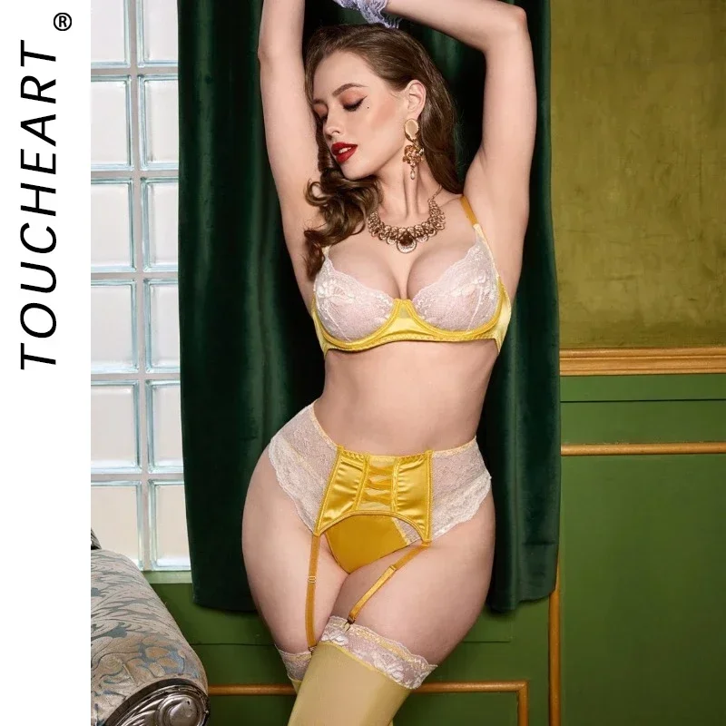 Toucheart Lace Mesh Splicing High End Underwear For Women Stockings See-Through Sexy and Interesting Garter Belt Underwear Set