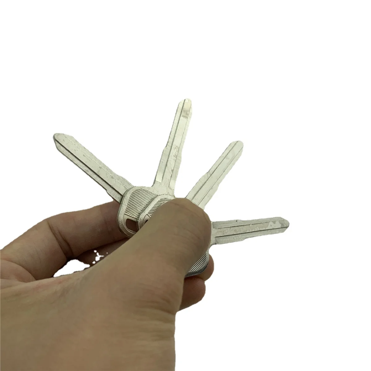 5pcs for ISUZU Suitable for Wuling Zhiguang Car Key Blanks, High in The Middle and Low on Both Sides, with Secondary Key Blanks