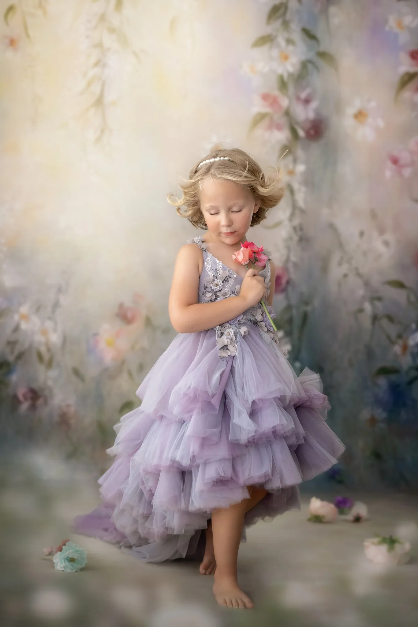 Lavender 2024 Flower Girl Dresses Appliqued Floral High Low Princess Kids Baby Girls First Birthday Dress For Wedding Party