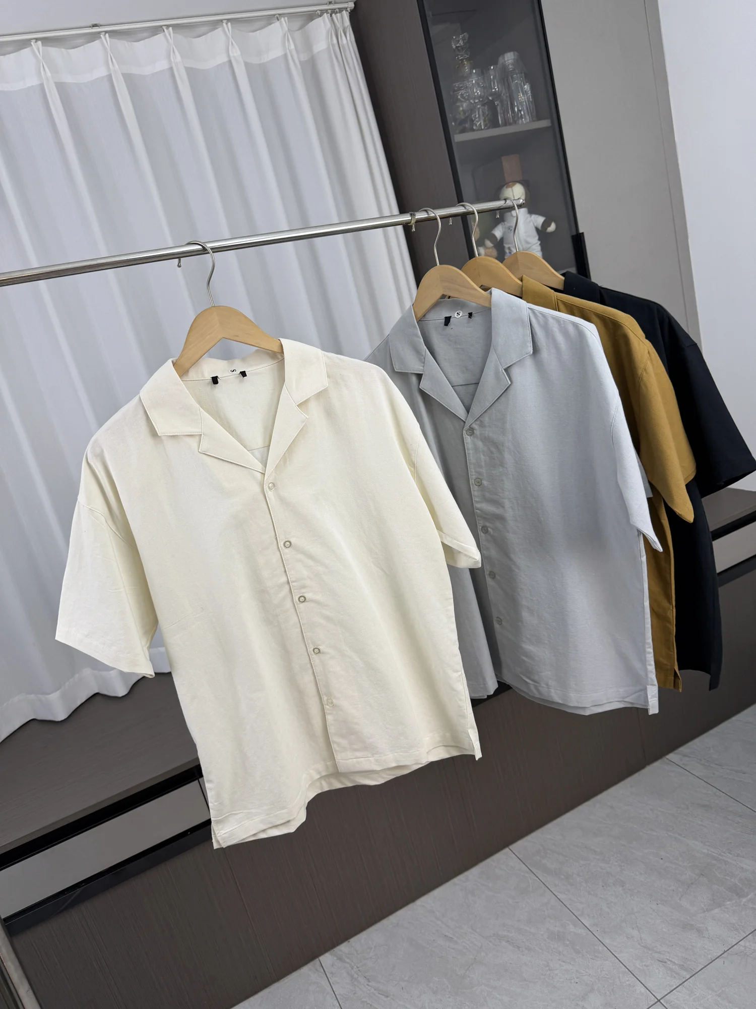 

Cotton Linen Fabric Cuban Collar Loose Short Sleeve Shirt Men's Summer Breathable Comfortable Fashionable Casual Shirt