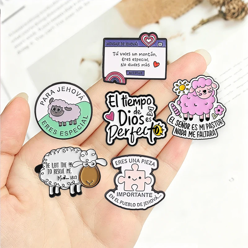 Rosa Schafe Jesus Glaube Brosche Emaille Pins EL SENOR ES MI PASTOR NADA ME FALTARA Broschen Revers Abzeichen Schmuck Geschenk für Freunde – Detail 2