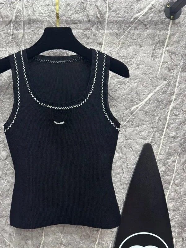 Commute Style Women's Slim Fit Knitted Vest Sleeveless Outerwear Casual Fashion Short Length No Chest Pad Autumn Season