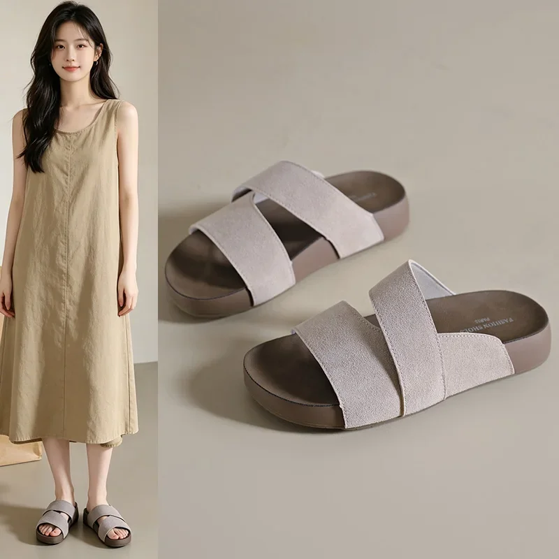 Pet Walking Dedicated Ladies Summer Slippers Anti Slip Wear Resistant Base for Frequent Short Trips and Neighborhood Walks