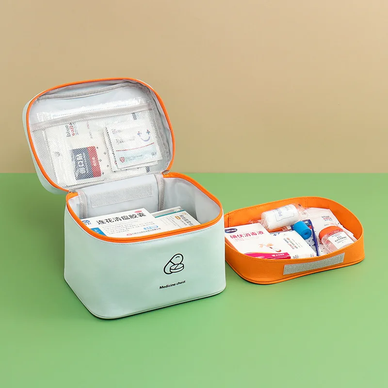 

Multi-Functional Double-Layer First Aid Bag - Travel Business Trip Medical Epidemic Prevention Storage Kit