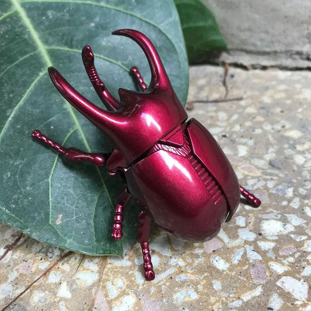 Fashion Creative Wind-Up Beetle Prankster Gifts Animated Insect Model Children's Battle Scarab Beetle