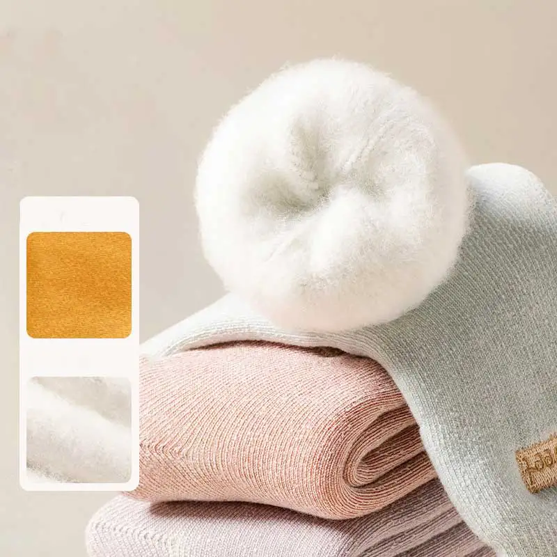 Autumn and winter new thick socks for women with velvet thickened warm giant thick coral velvet socks winter leisure solid color
