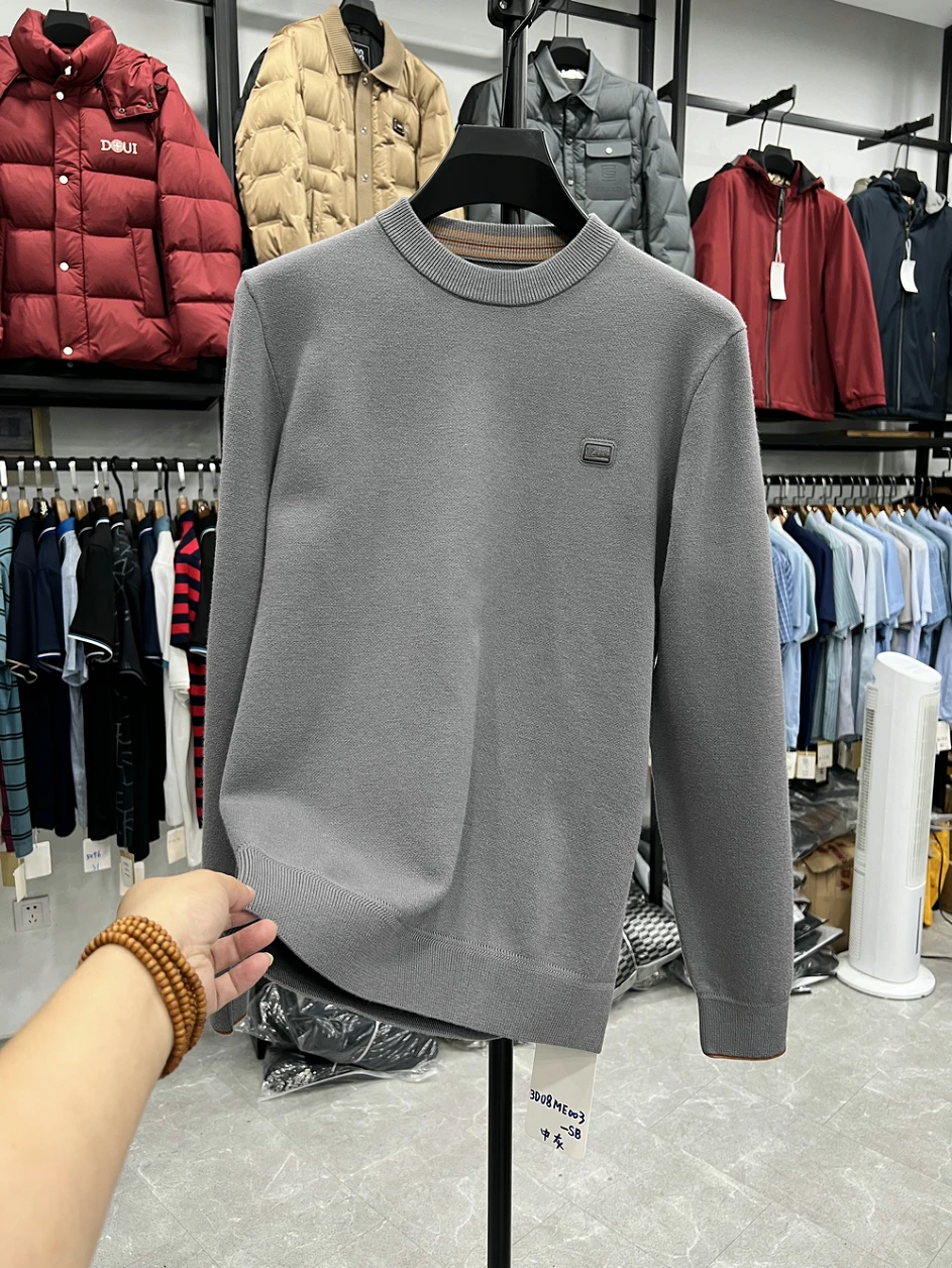 

Мягкий, приятный к телу мужской вязаный свитер-пуловер однотонного цвета, простой дизайн, для дома и осеннего сезона