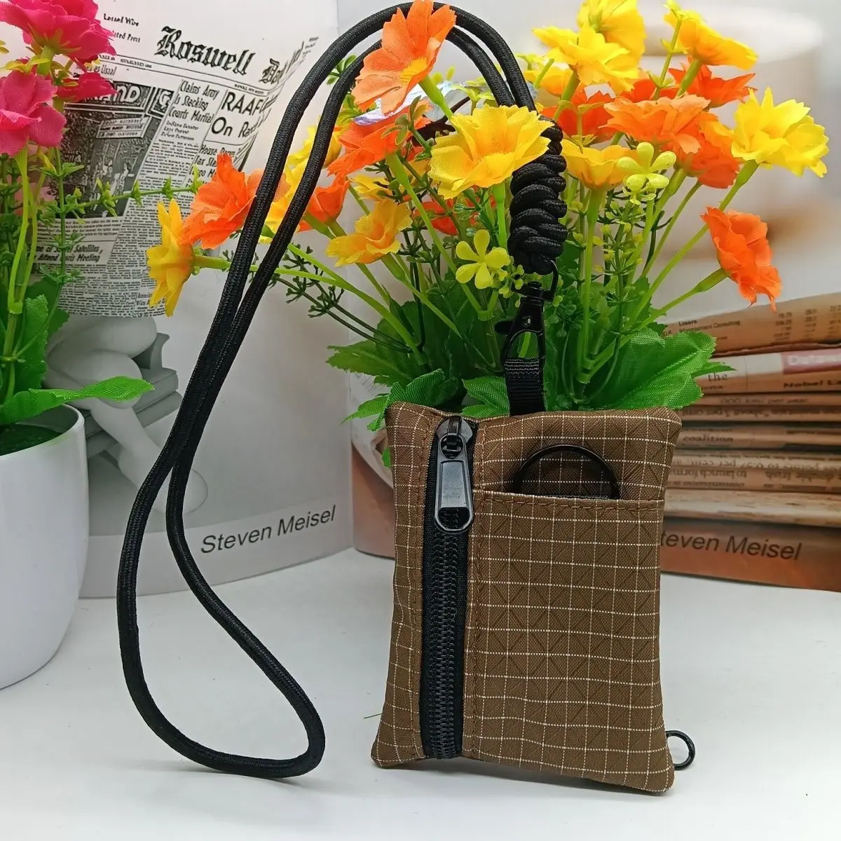 Mini Plaid Wallet With Carabiner Portable Coin Purse Card Holder Small Storage Bag Men Women Outdoor Travel Hiking Bag