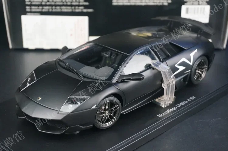 Autoart 1:18 Murcielago LP670-4 SV Alloy Fully Open Simulation Limited Edition Alloy Metal Static Car Model Toy Gift