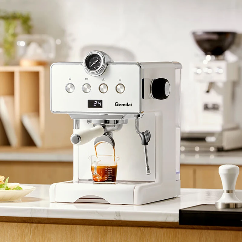 Cafetière italienne semi-automatique avec mousseur à lait, machine à expresso et cappuccino, 15 bars, CRM3610