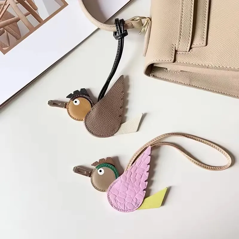 2025 Decorative New Cartoon Little Bird Keychain Accessories Car Pendant Diy Bag High Quality Real Cowhide Leather Bird Pendant