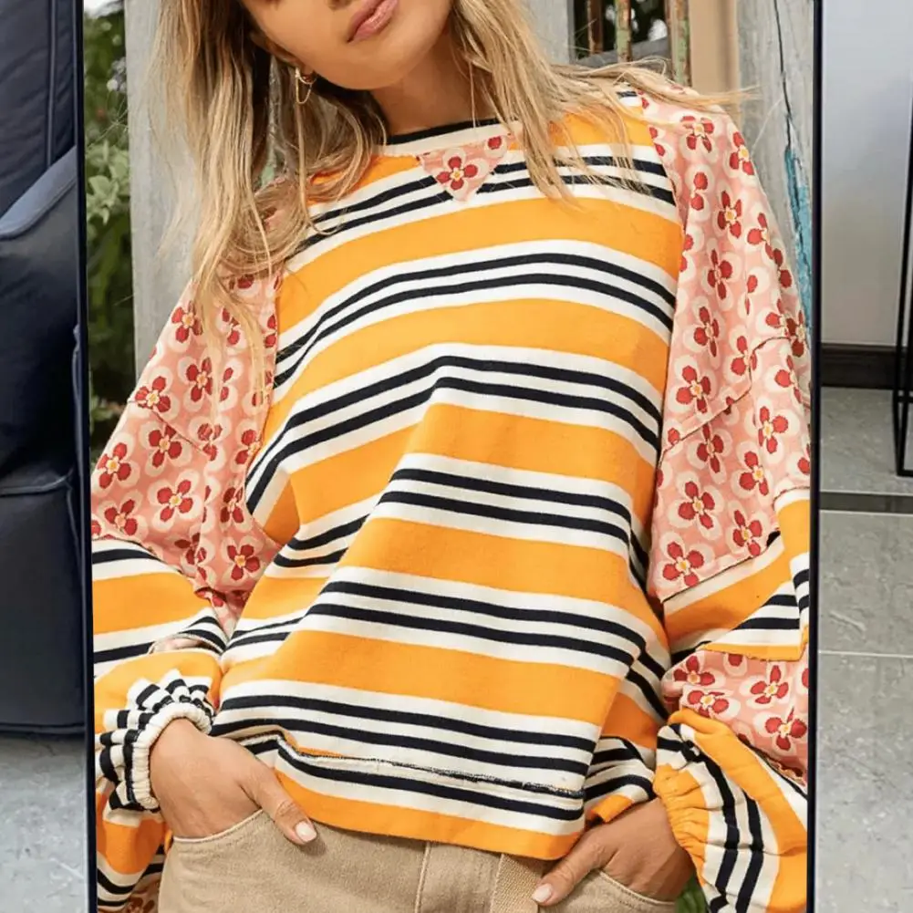 

Everyday Sweatshirt Striped Flower Print Sweatshirt for Women Round Neck Pullover Top with Long Sleeves Loose Fit for Fall