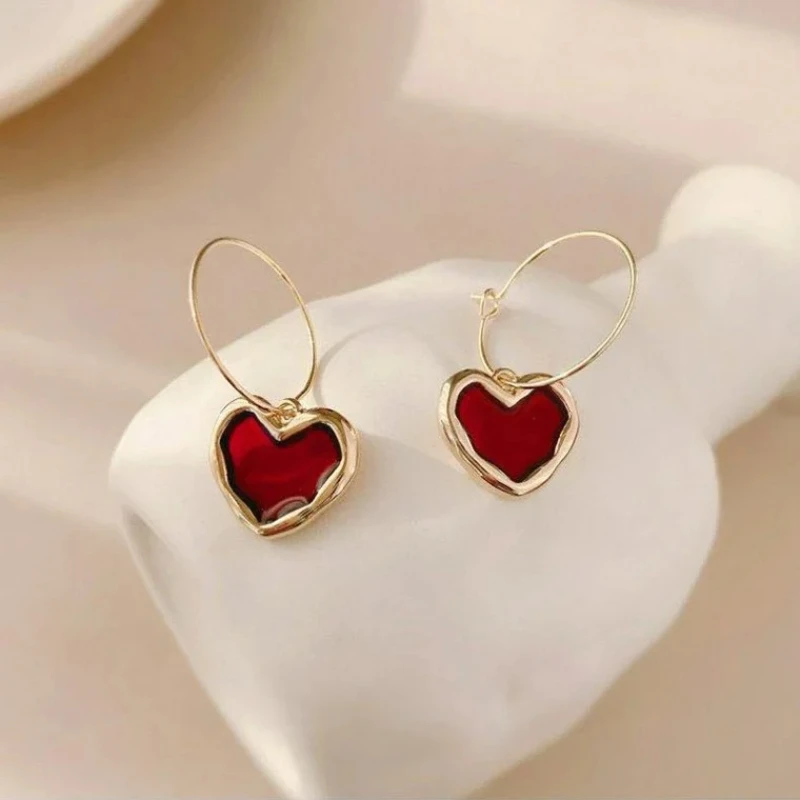 Korean-Style Fashionable Burgundy Heart Earrings, Simple And Elegant, Trendy And Wild Personality Jewelry image 3