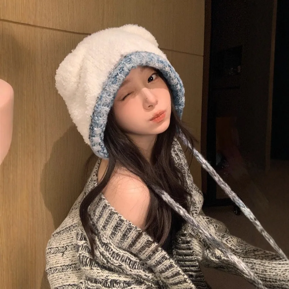 Bonita camiseta de felpa, gorro cálido con protección para los oídos, gorro de punto envolvente, gorro grueso de cabeza grande para otoño e invierno