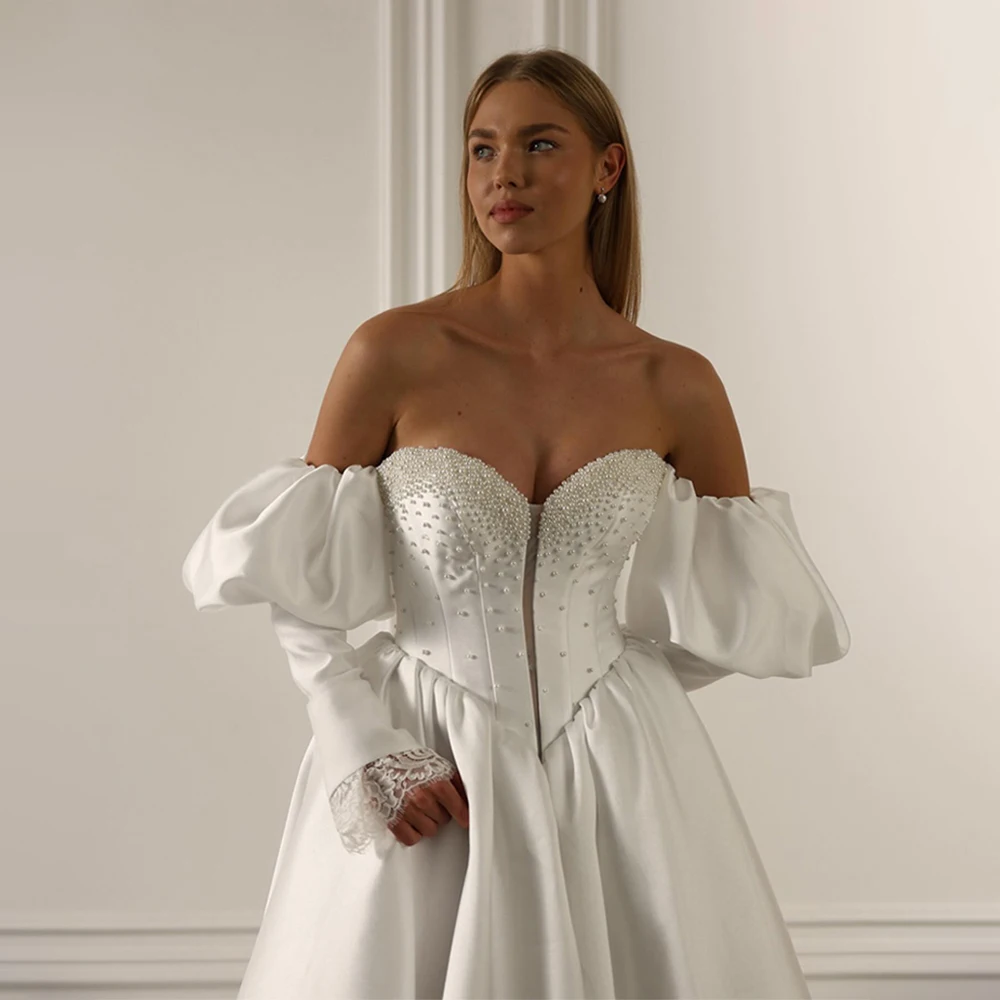 

Sweetheart A-line Wedding DressWith Peals Satin Bridal Dresses For Wedding Customized amanda brides vestidos de novia