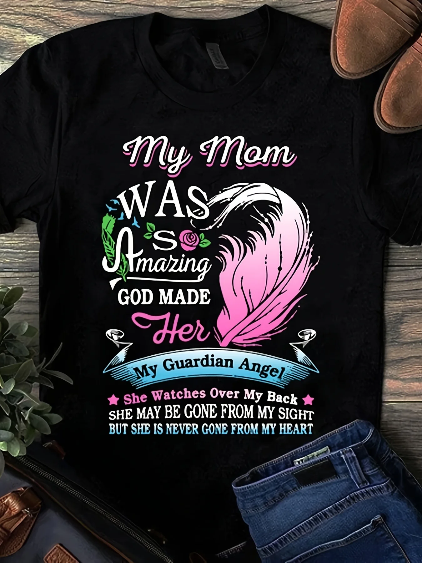 Guardian Angel T-shirt: A comfortable and casual short-sleeved T-shirt with fun patterns, round neck, suitable for all seasons