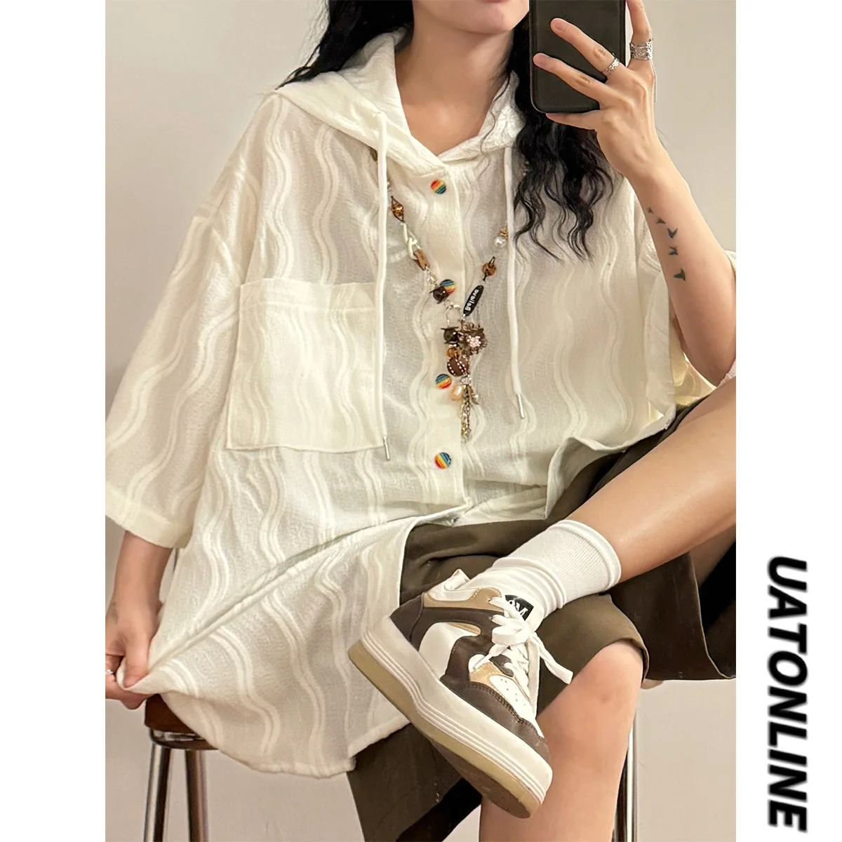 

UATONLINE Summer American Retro Loose Casual Rainbow Button Texture Sensation Hooded ort Sve irt Top Street Sle Loos...
