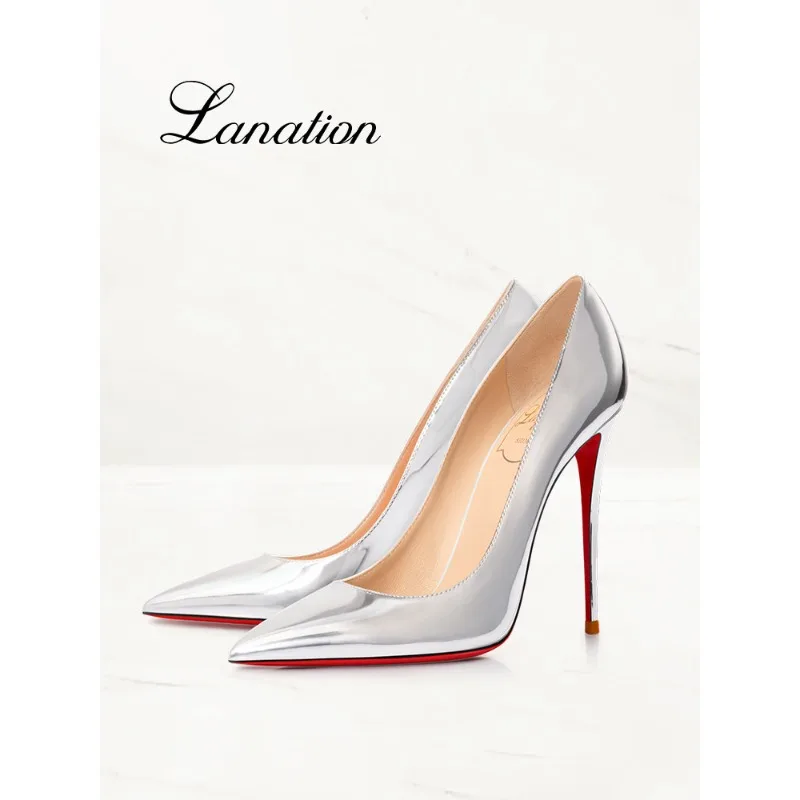 

2026, новая весенняя модель, подиумные женские серебряные туфли на высоком каблуке с острым носком, женские черные сексуальные туфли на шпильке для зрелых леди