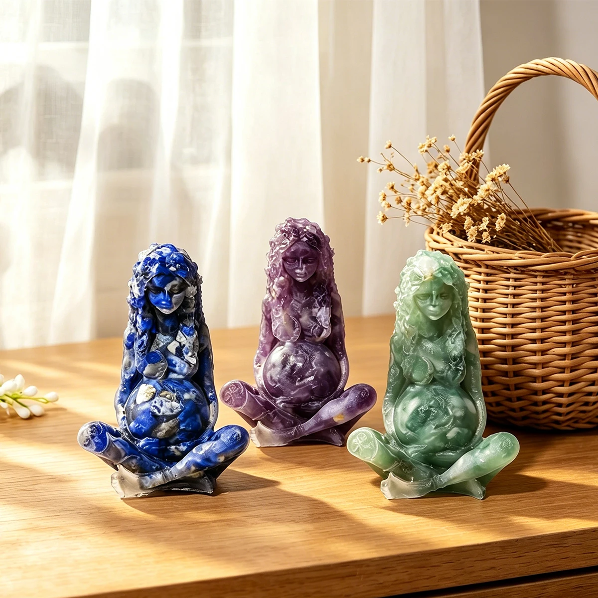 1pc Natural Crushed Crystal Resin Mother Earth Gaia Figurine, Creative Crystal Craft Statue, Holiday Gift Ornament