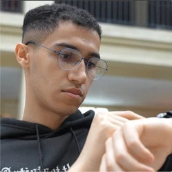 2025 Denmark Oval Pure Titanium Glasses Frame Men Women Screwless Ultralight Eyeglasses Frame Fashion Thin Rim Designer Eyewear