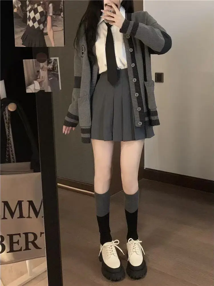 

Women's Knitted Cardigan Sweater Set Korean College Sle Autumn Winter Four Piece Set Skirt Jk orm irt Pleated Skirt
