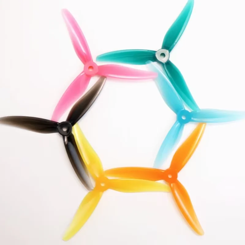 ใบพัด GEMFAN 51466 V2 แบบสามใบพัด ขนาด 5 นิ้ว แข็งแรง ทนทานต่อการระเบิด รวดเร็วยิ่งขึ้น สำหรับเครื่องบินบังคับวิทยุ