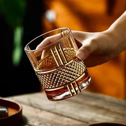 Gold lining Whiskey Glass, Old Fashioned Rocks Glasses Tumblers, Glassware for Cocktail Scotch, Bourbon, Gin, Voldka, Brandy
