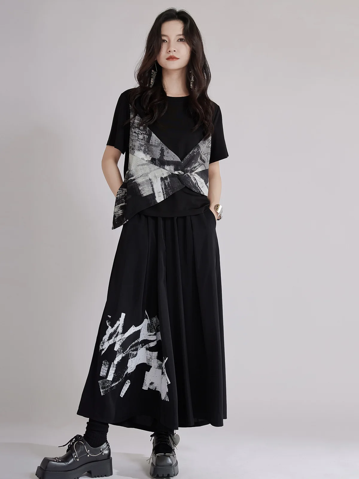 Tannt femmes t-shirt Patchwork asymétrie impression faux deux pièces t-shirt hauts pour femmes mode irrégulière décontracté été hauts 2025