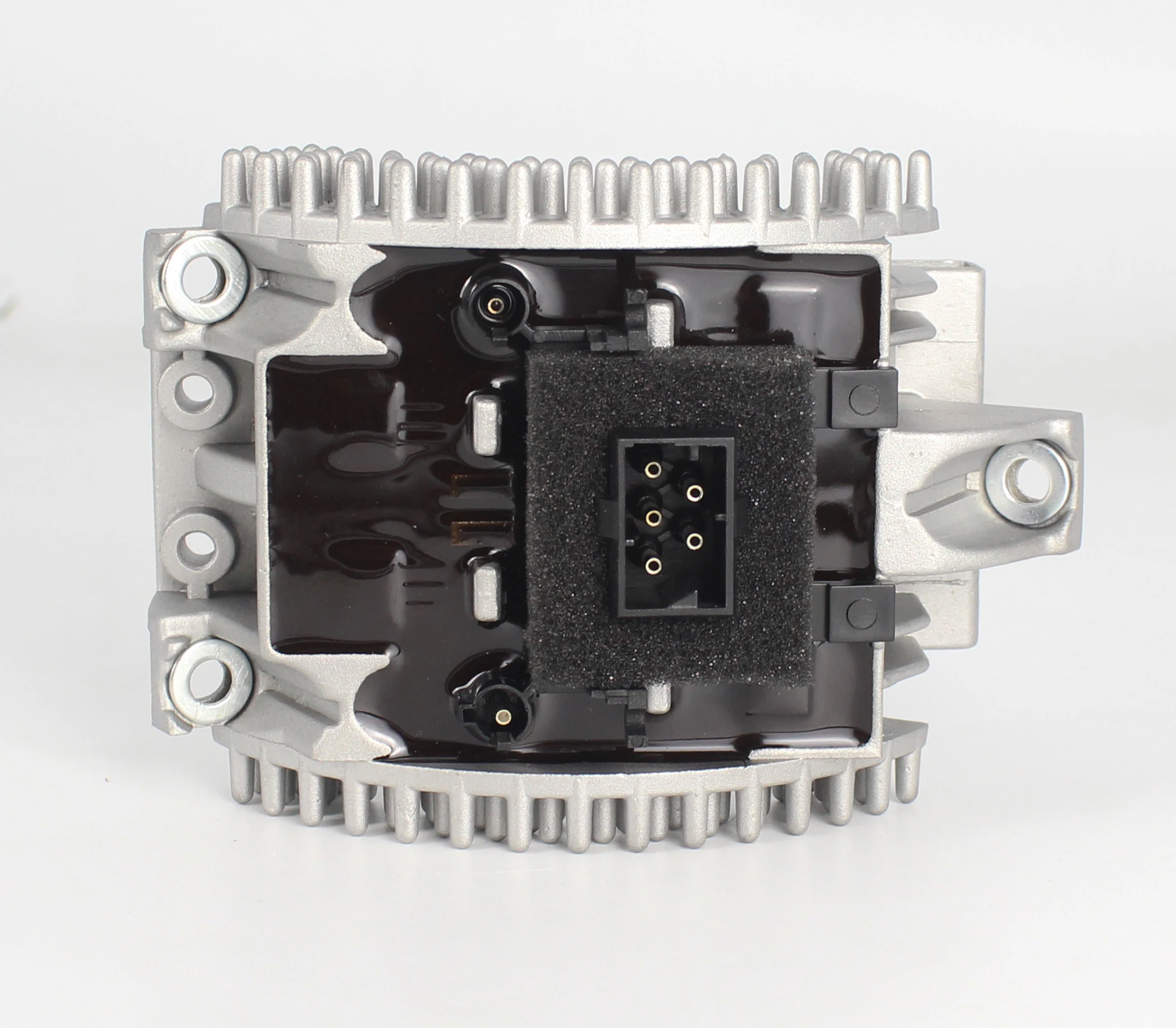 

Резисторы вентилятора для BMW E38 740i 740iL 750iL 1994-2001 OEM 64118391399, 8391399, V20-79-0007