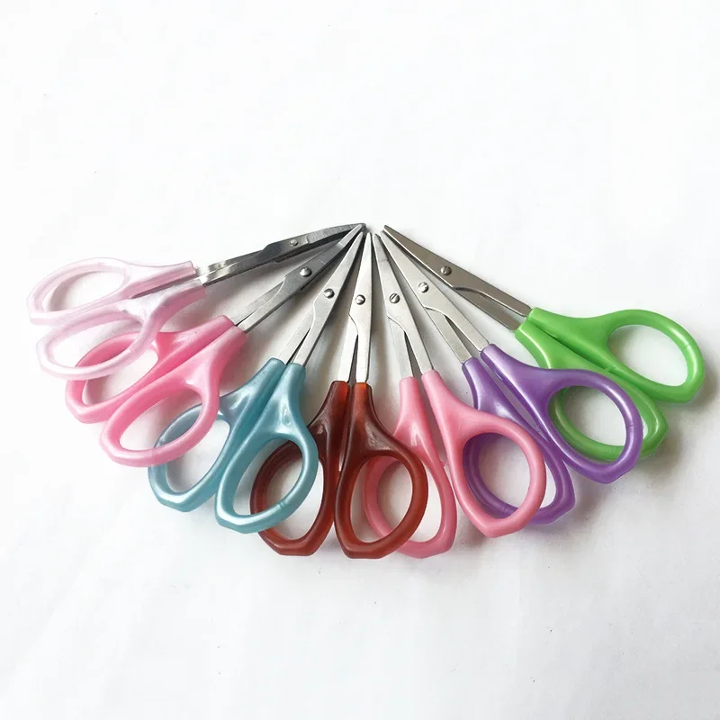 1pc Random Color Plastic Handle Small Scissors Small Household Lightweight Beauty Set Special Small Scissors Paper Cutting