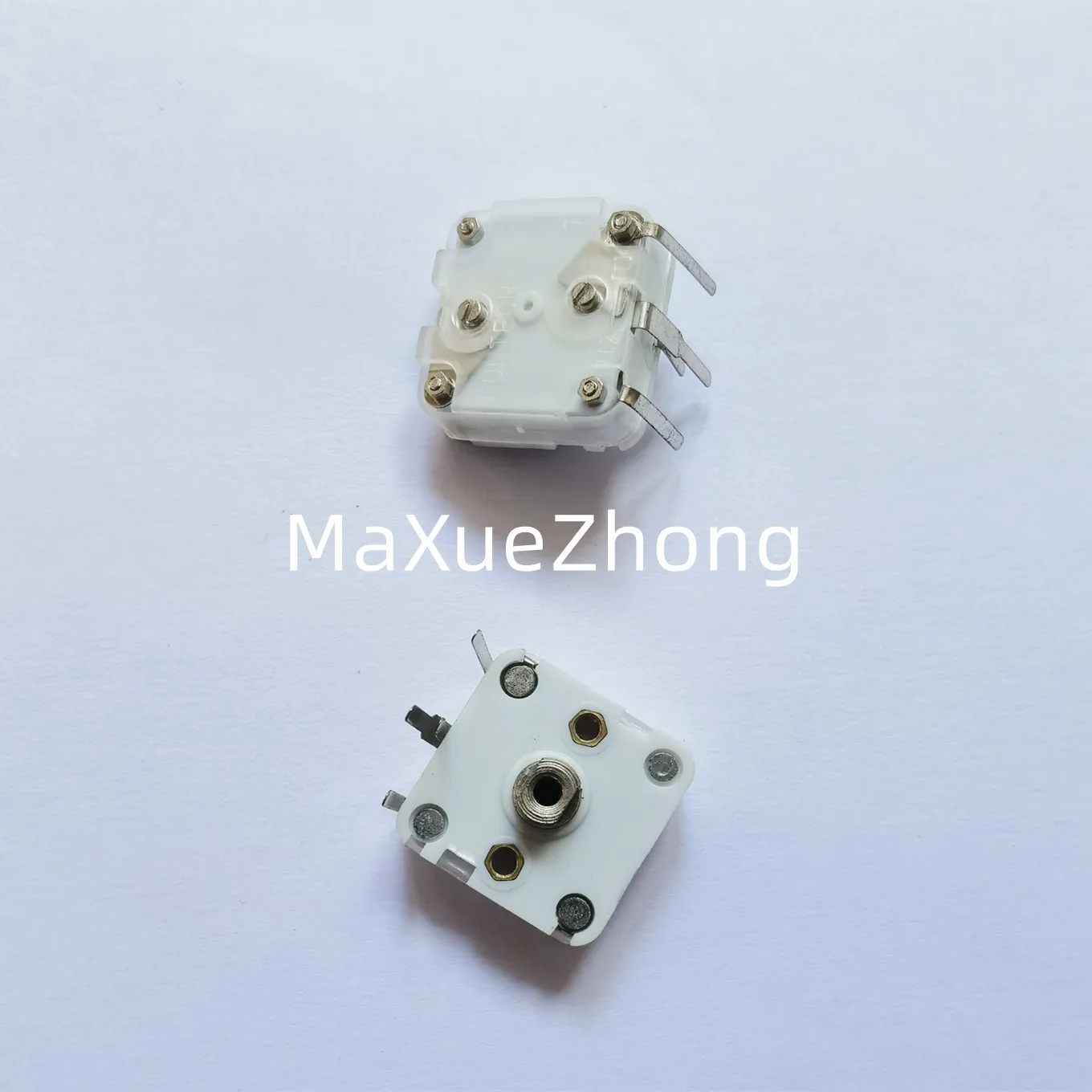 Original new 100% T223F-1F432/8-T PVC variable capacitor 4pin (Inductor)