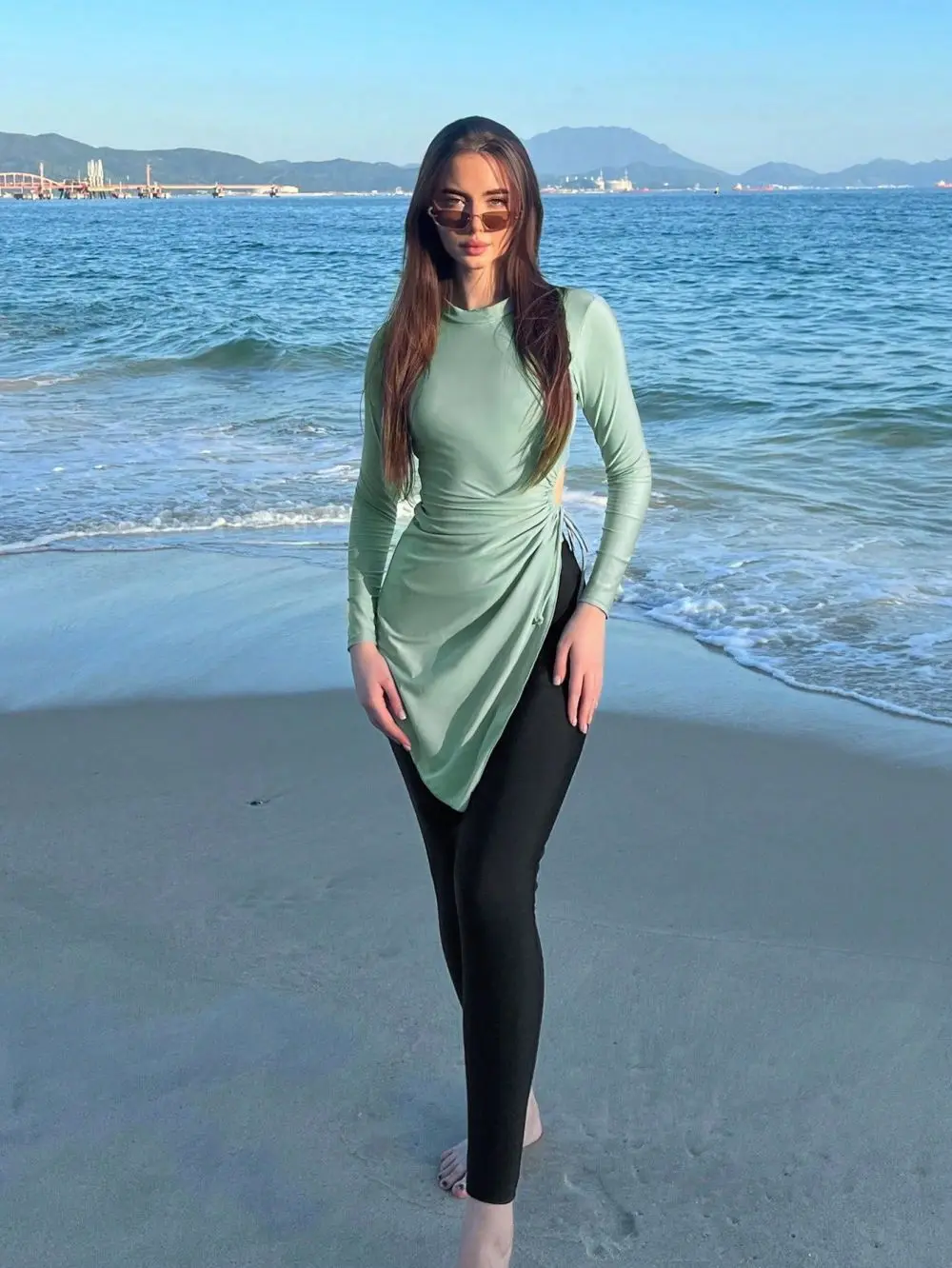 Burkini bañador musulmán para mujer, traje de baño de manga larga verde menta, diseño hueco en la cintura, ropa de playa, ropa de surf