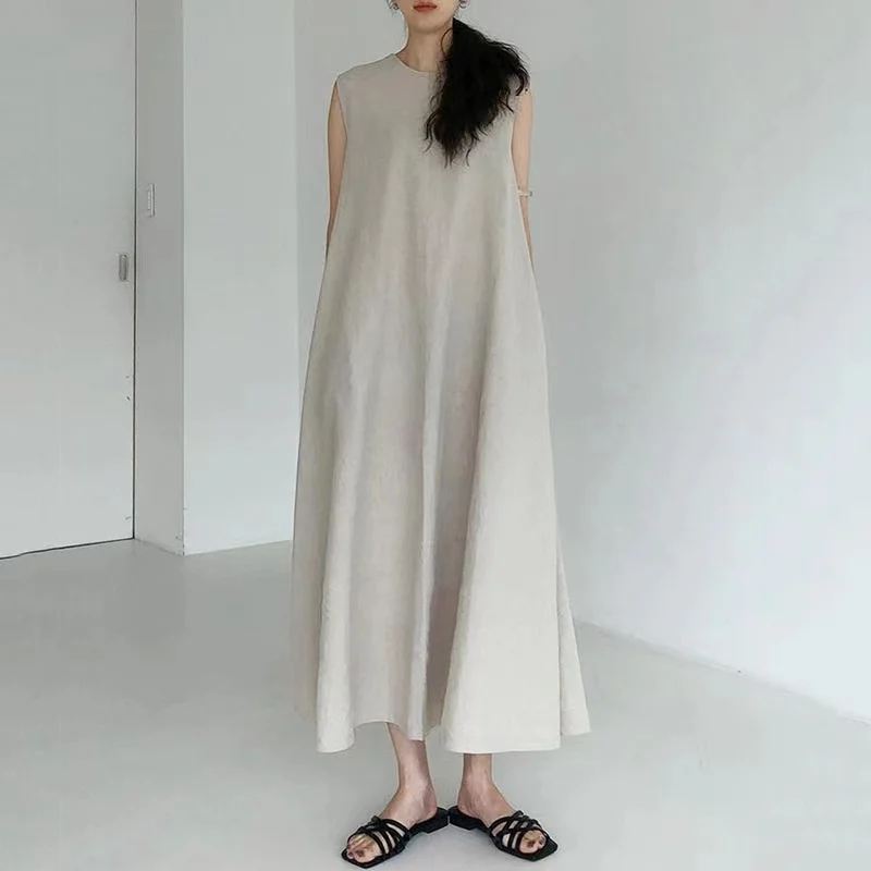 2022 minimalista Chic allentato Swing senza maniche di media lunghezza Casual cotone lino abito lungo girocollo a vita alta donna vestito da pista