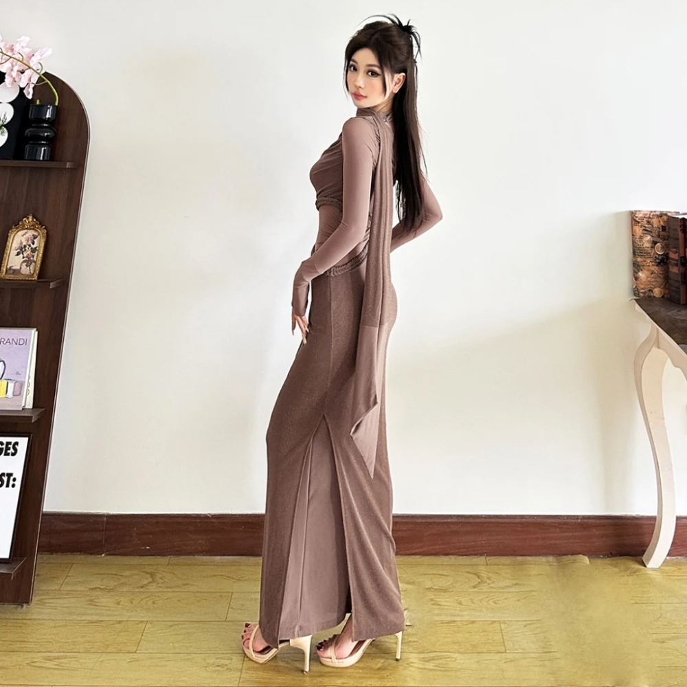 ชุดเดรสยาวทรงหรูหราแบบรัดรูปสำหรับผู้หญิง คอเฉียงแบบไม่สมมาตร เปิดหลัง แขนยาว ตกแต่งด้วยริบบิ้น เหมาะสำหรับงานพรอมหรืองานปาร์ตี้