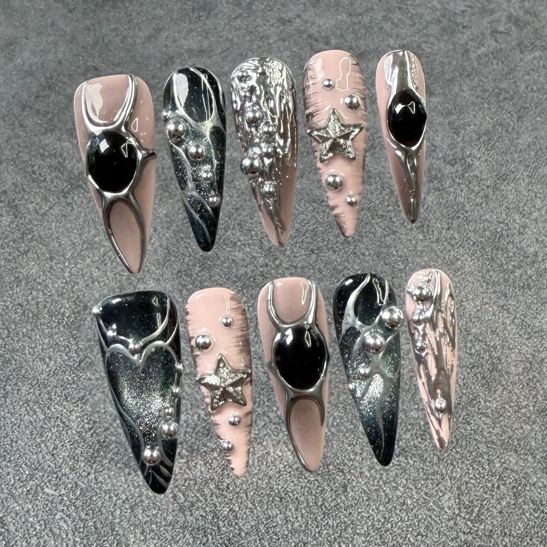 10Pcs Cool Y2k False Nails Long Stiletto Head Spicy Girl's Fingernail Black Gradient Metal Design Press on Fake Nails Gothic Art