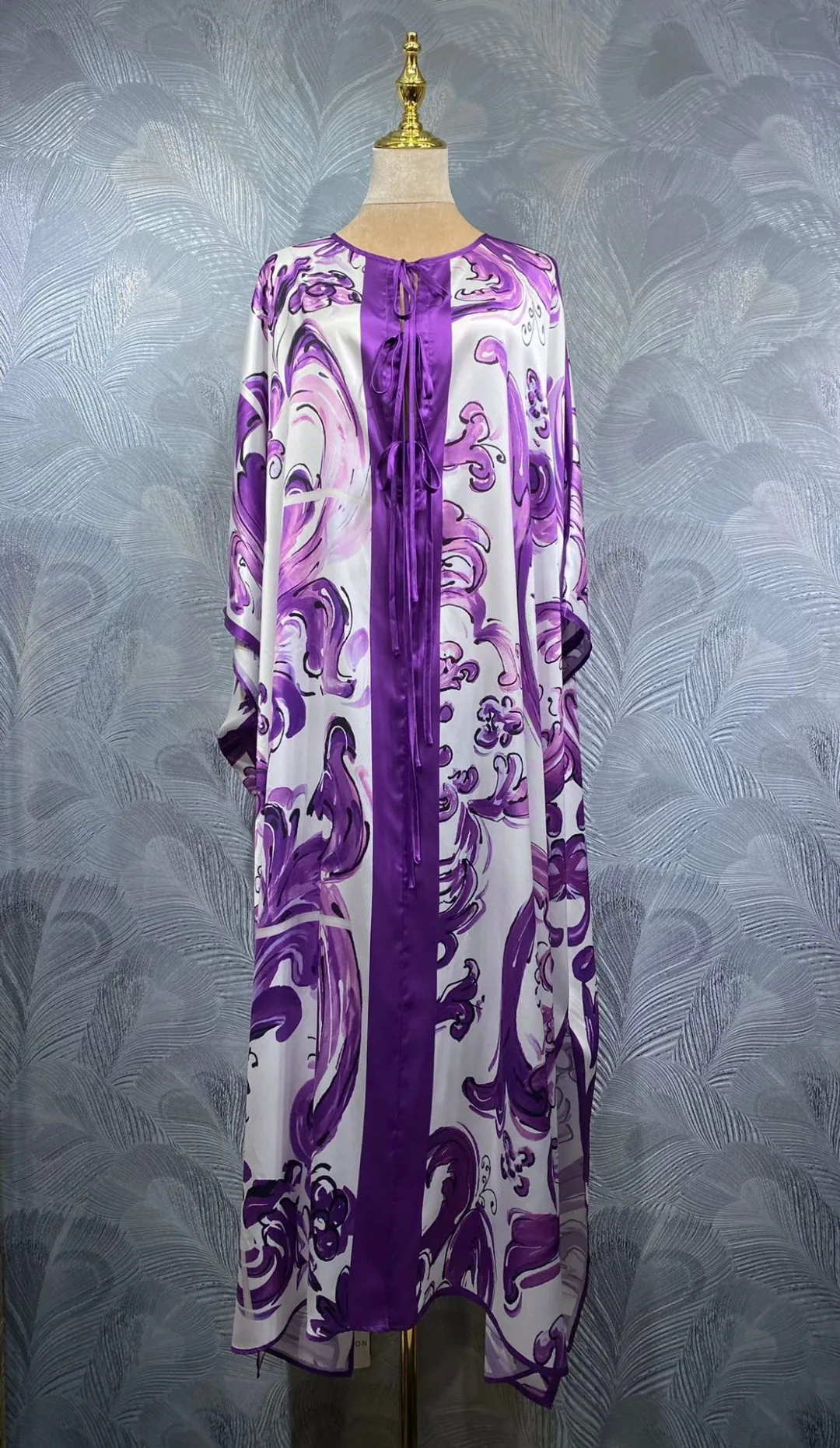 Abito caftano in seta da donna con stampa in porcellana viola, lungo maxi Boho Chic, per le vacanze al mare