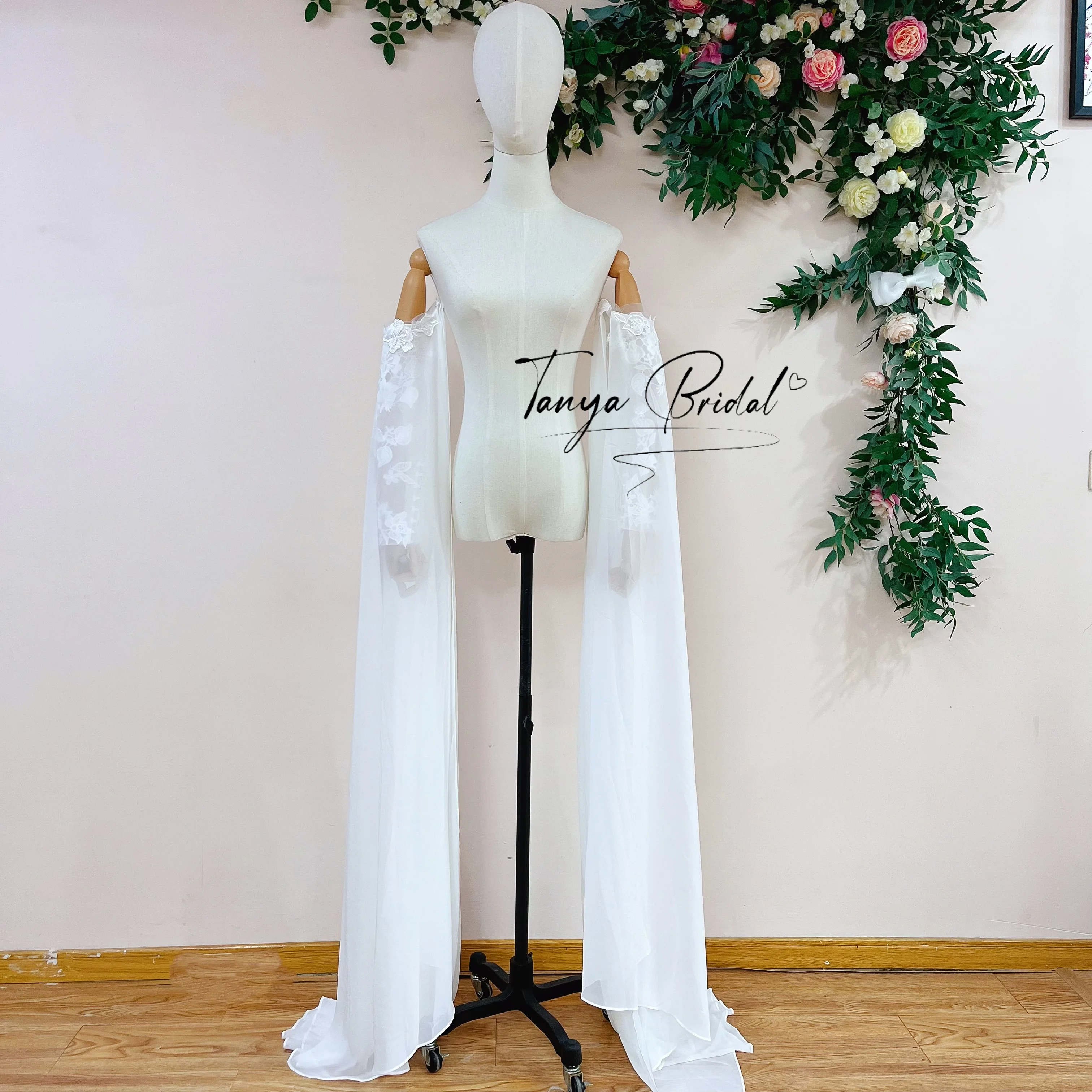 Bohemian Long Chiffon Sleeves Bridal Arm Wrap with Detachable Off-Shoulder Lace Sleeves Floor-Length Shawl for Beach Wedding